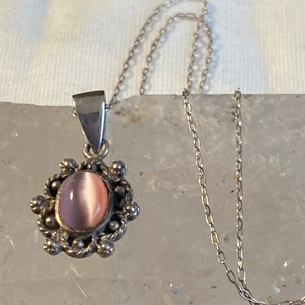 Vintage Sterling & Catseye Pendant Necklace